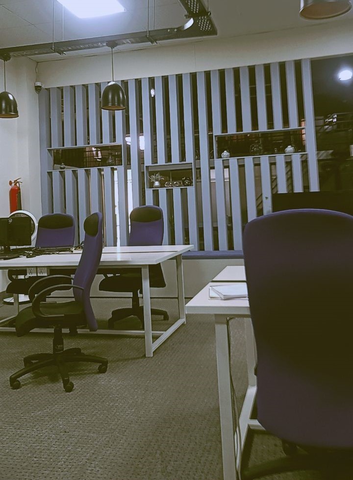 Desk setup 2023